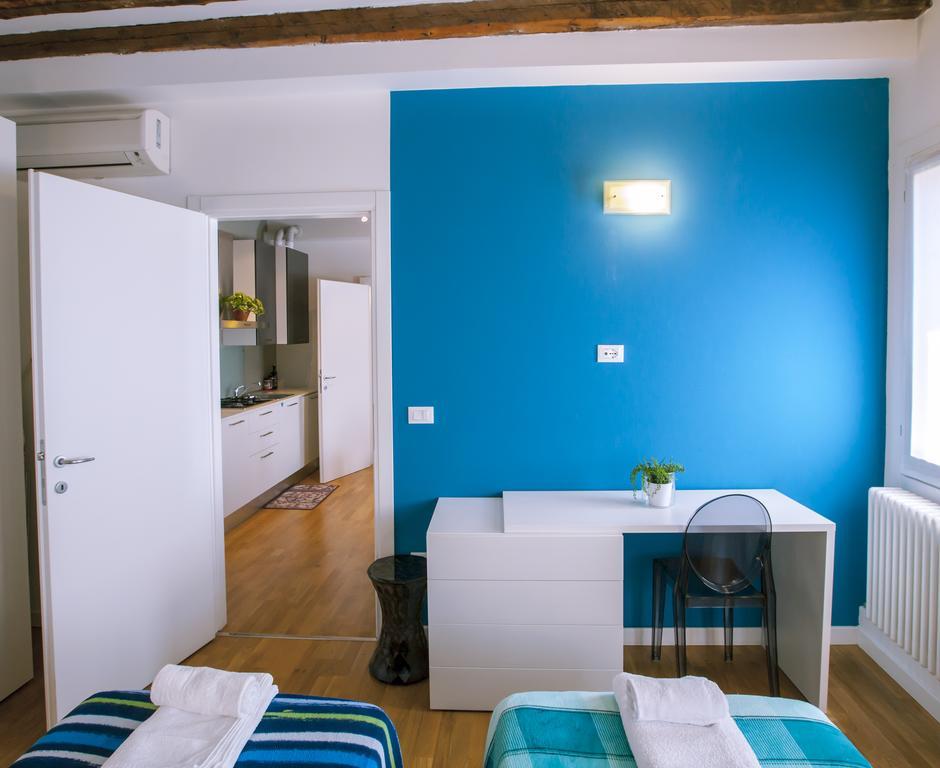 Arsenale Design Apartment R&R Venesia Bagian luar foto