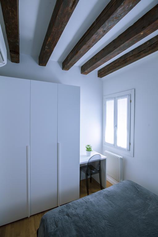 Arsenale Design Apartment R&R Venesia Bagian luar foto