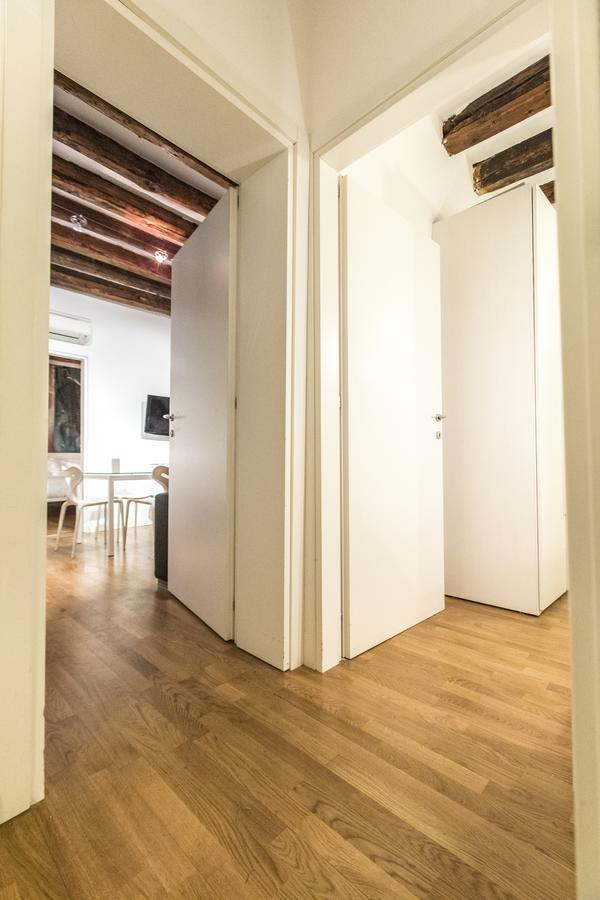 Arsenale Design Apartment R&R Venesia Bagian luar foto